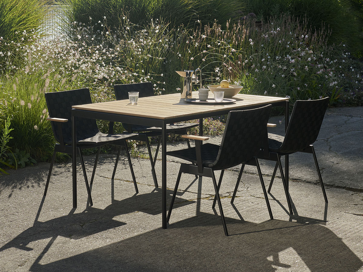 Tradition Ville Av25 Table Outdoor