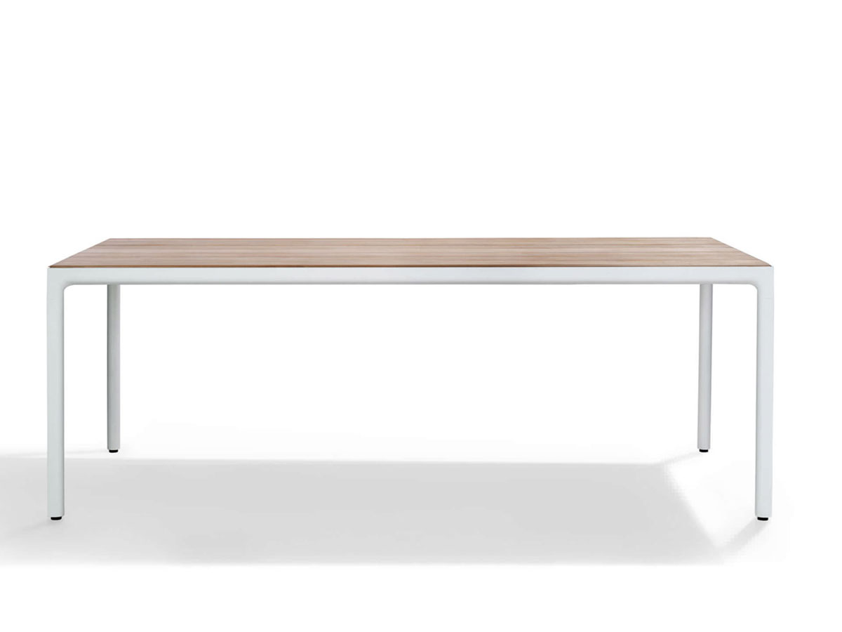 Tribù Illum Table