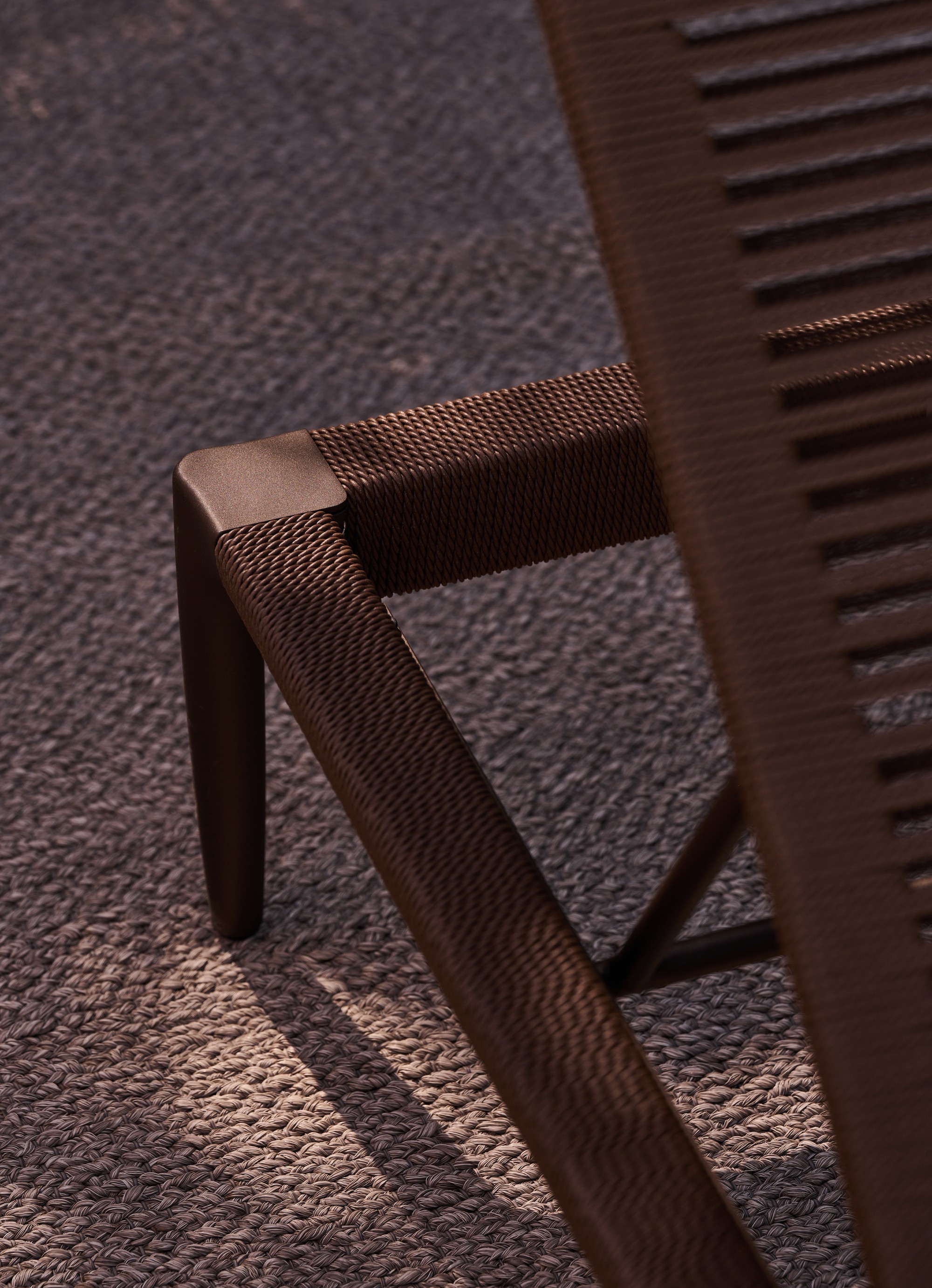 Tribù Nagomi Adjustable Lounger