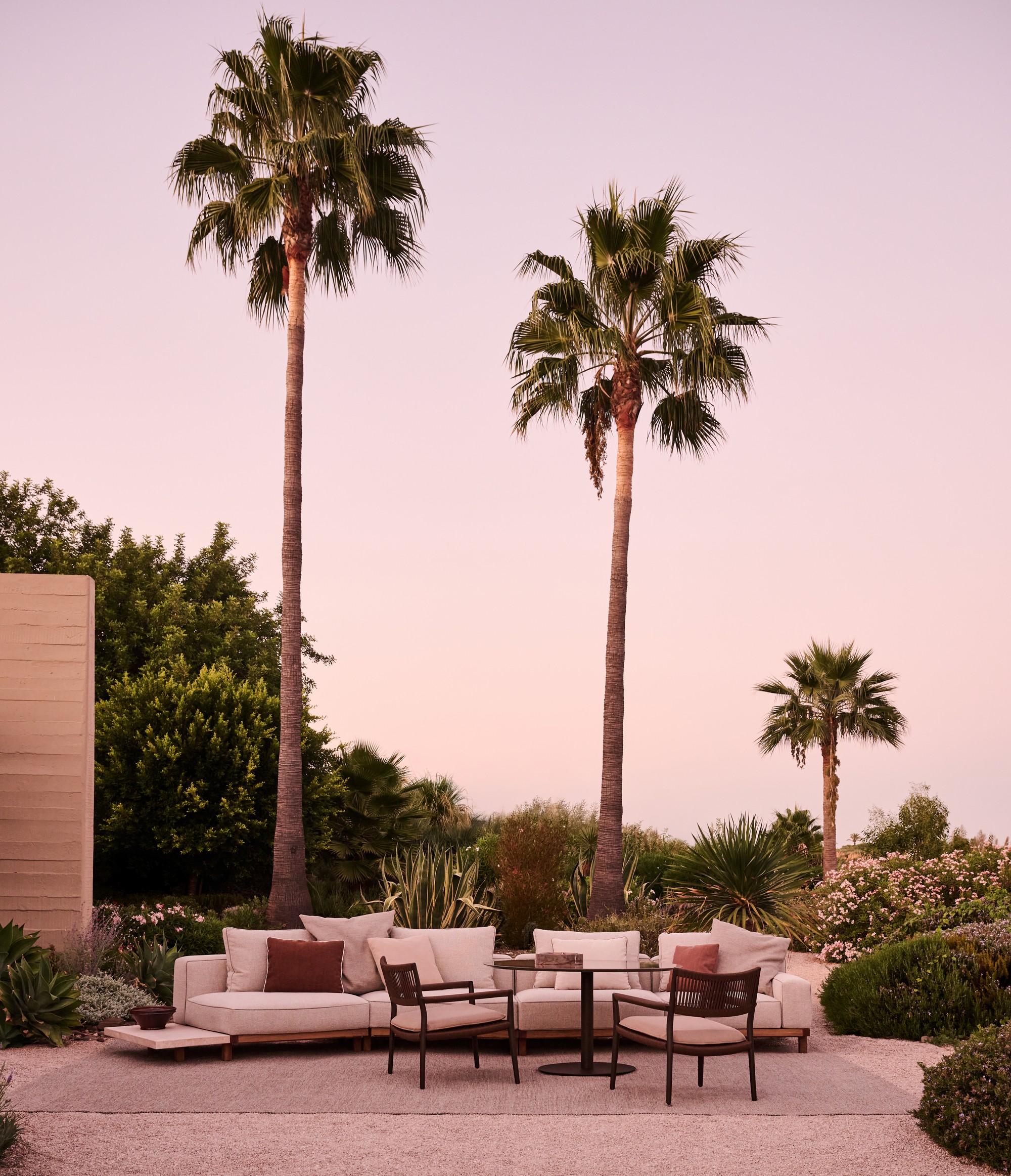 Tribù Nagomi Lounge Chair