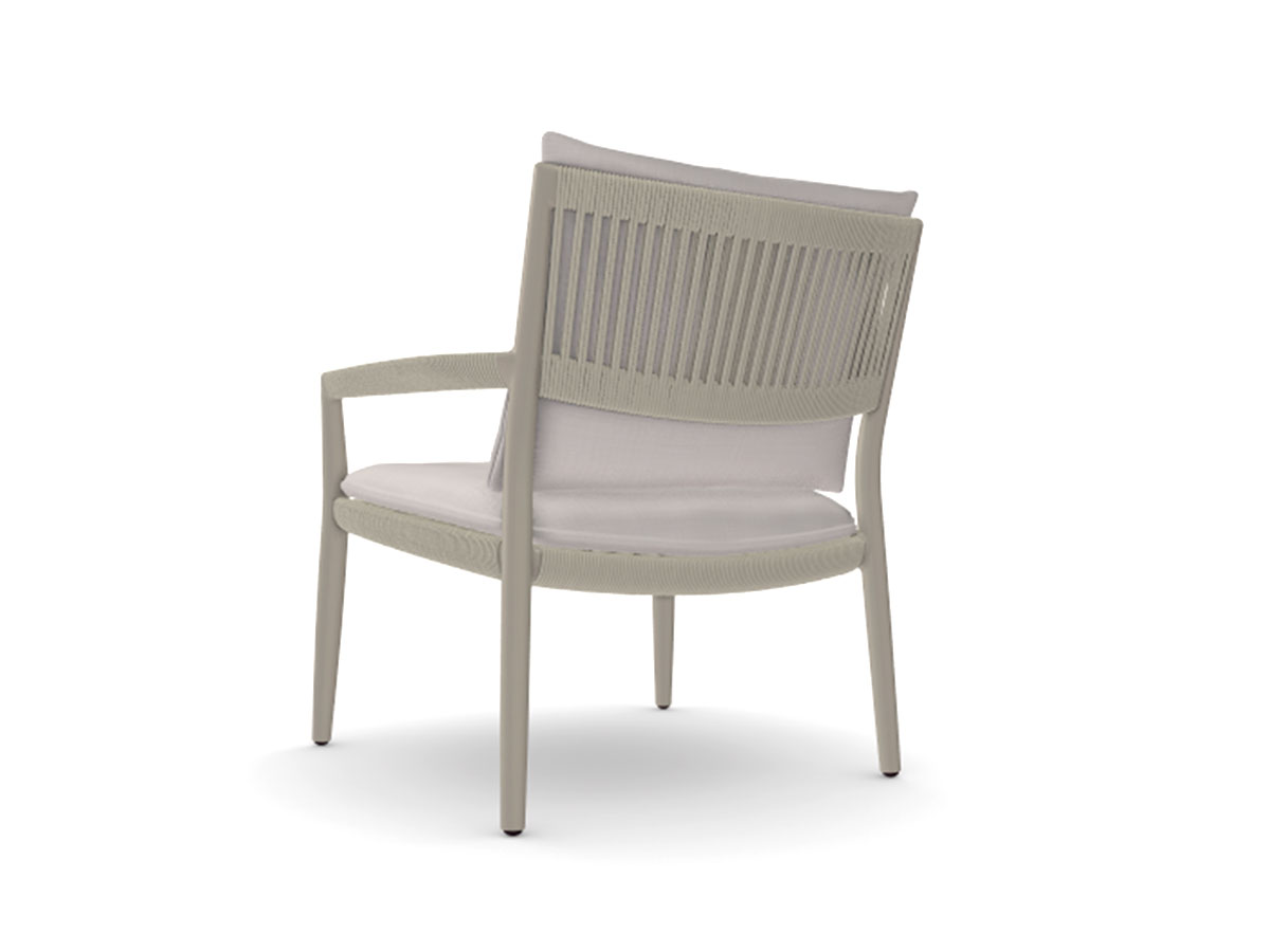 Tribù Nagomi Lounge Chair