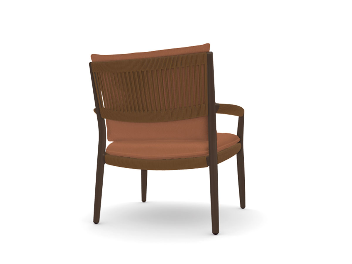 Tribù Nagomi Lounge Chair