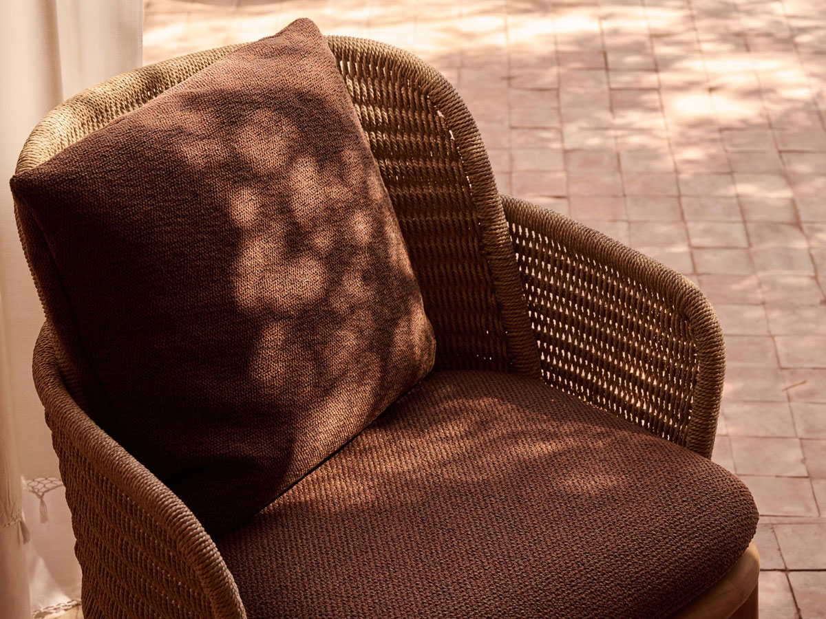 Tribù Suro Armchair