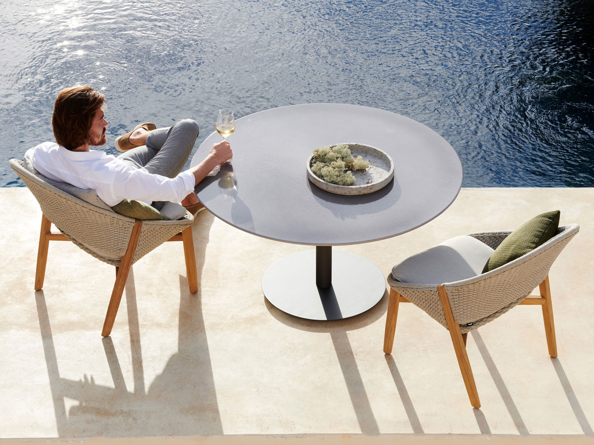 Tribù T Table