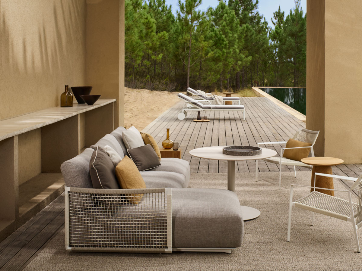 Tribù T Table