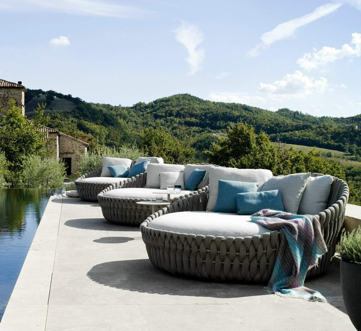 Tribù Tosca Daybed Sofa Outdoor