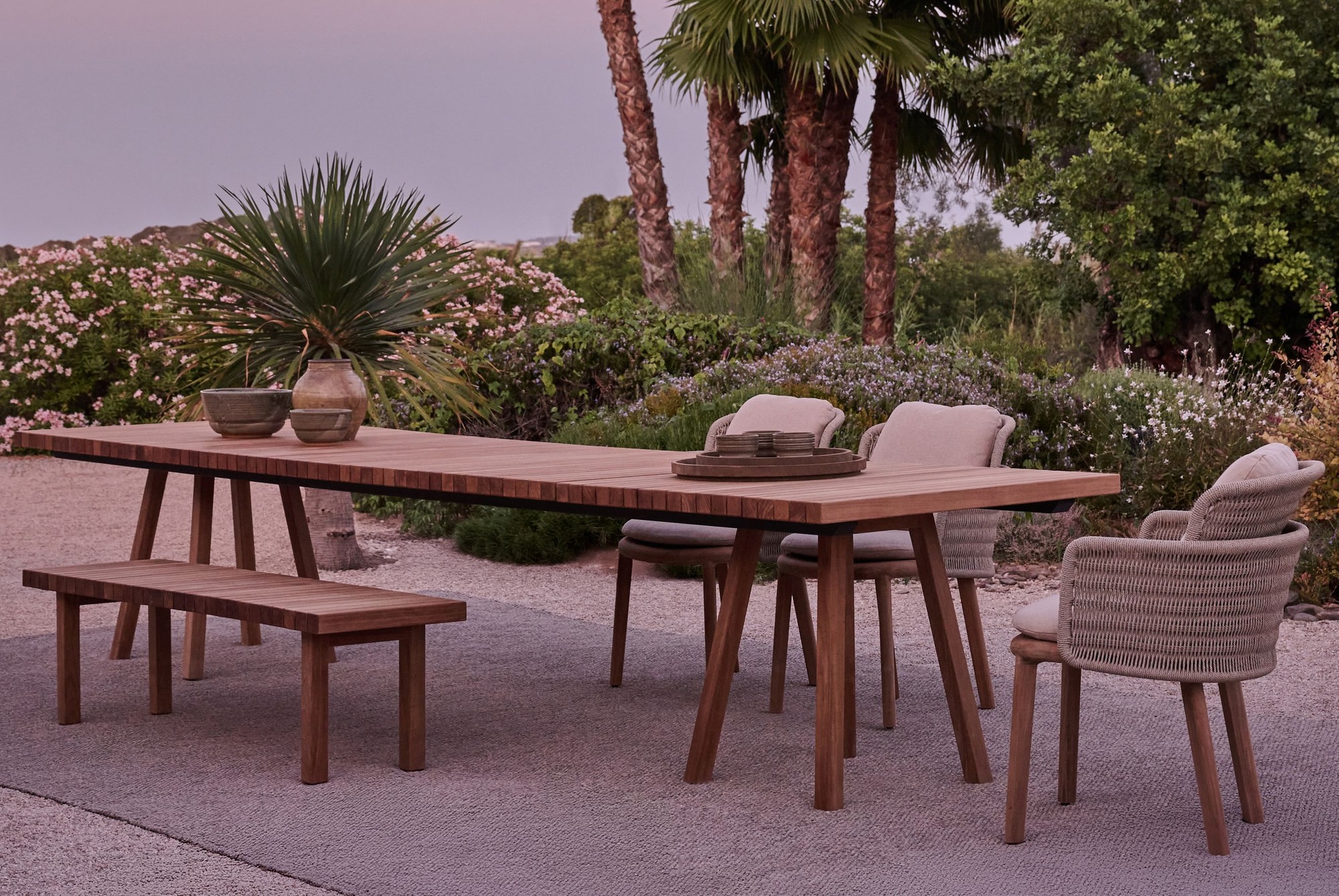Tribù Vis A Vis Table
