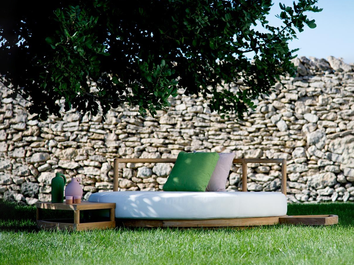 Unopiù Pevero Isola Outdoor Sofa
