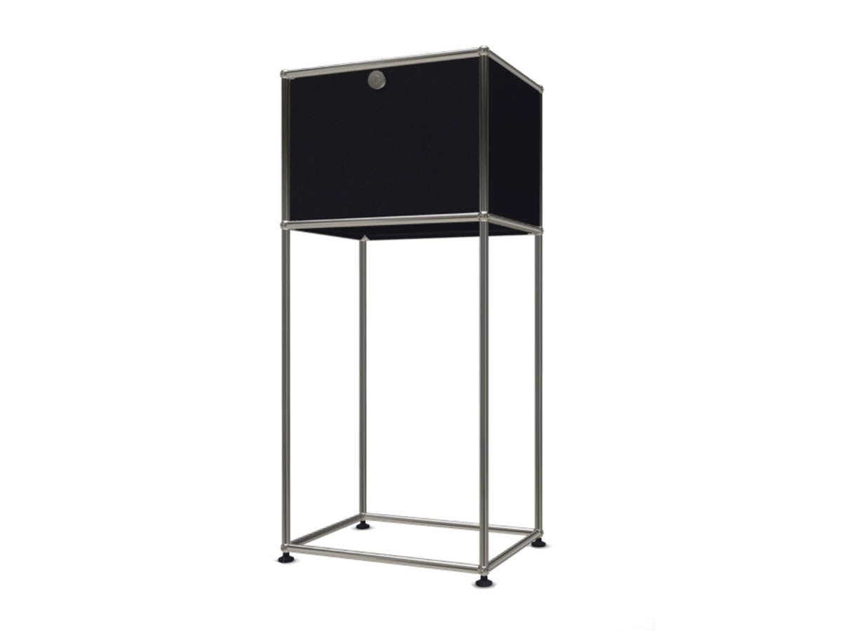 USM Haller Storage Unit With Vasistas Door