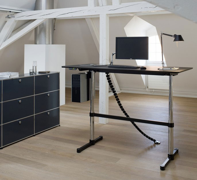 USM Kitos M Plus Laminate Table