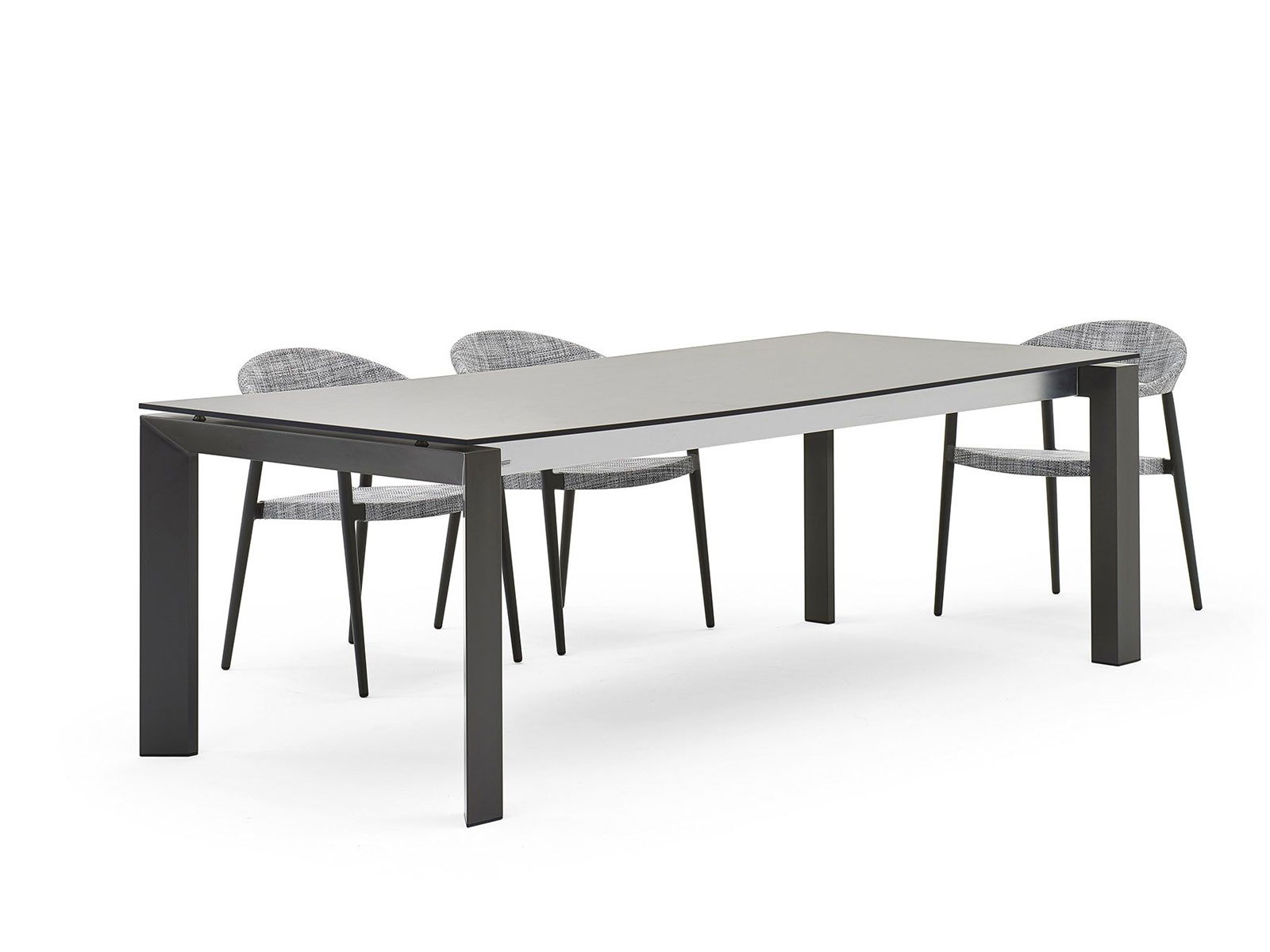 Varaschin Dolmen Table