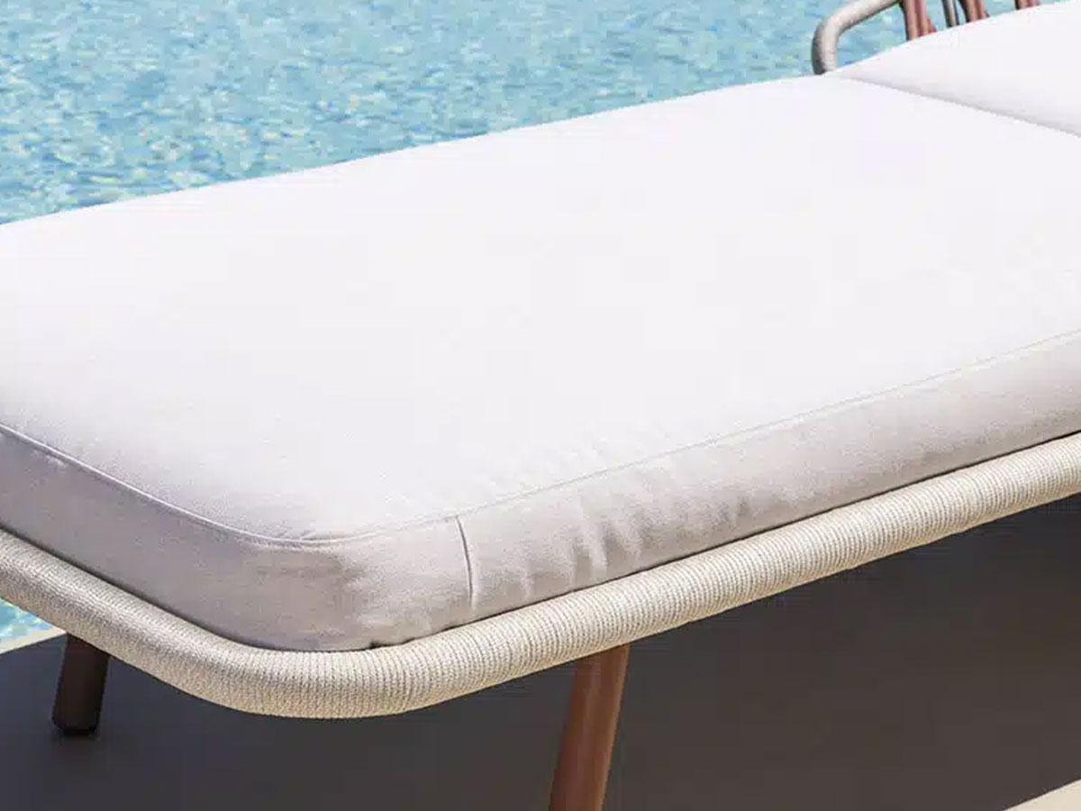 Varaschin Emma Cross Sunbed Outdoor