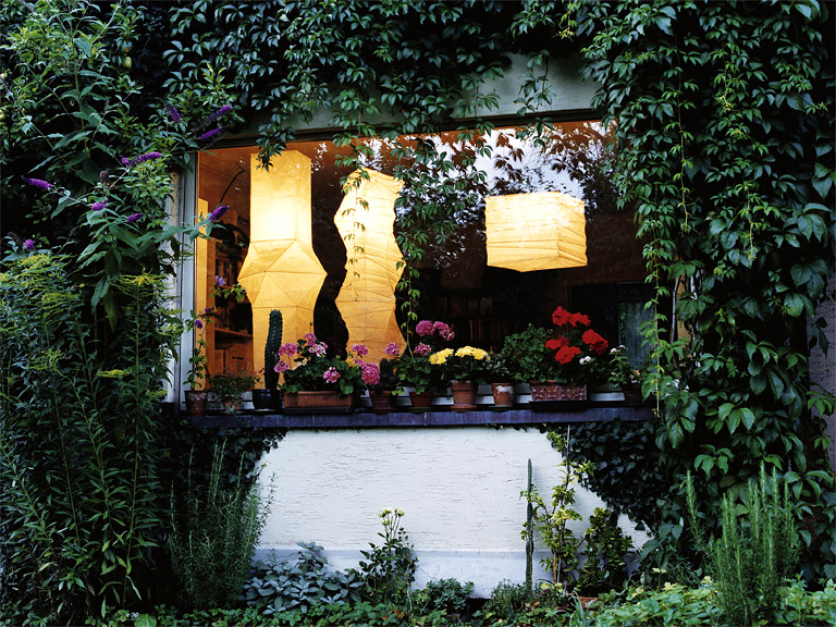 Vitra Akari 33n Suspension Lamp