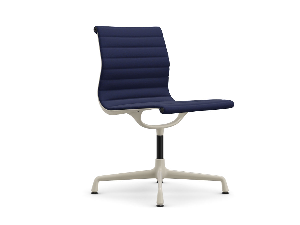 Офисное кресло Vitra Aluminium Chair EA 101