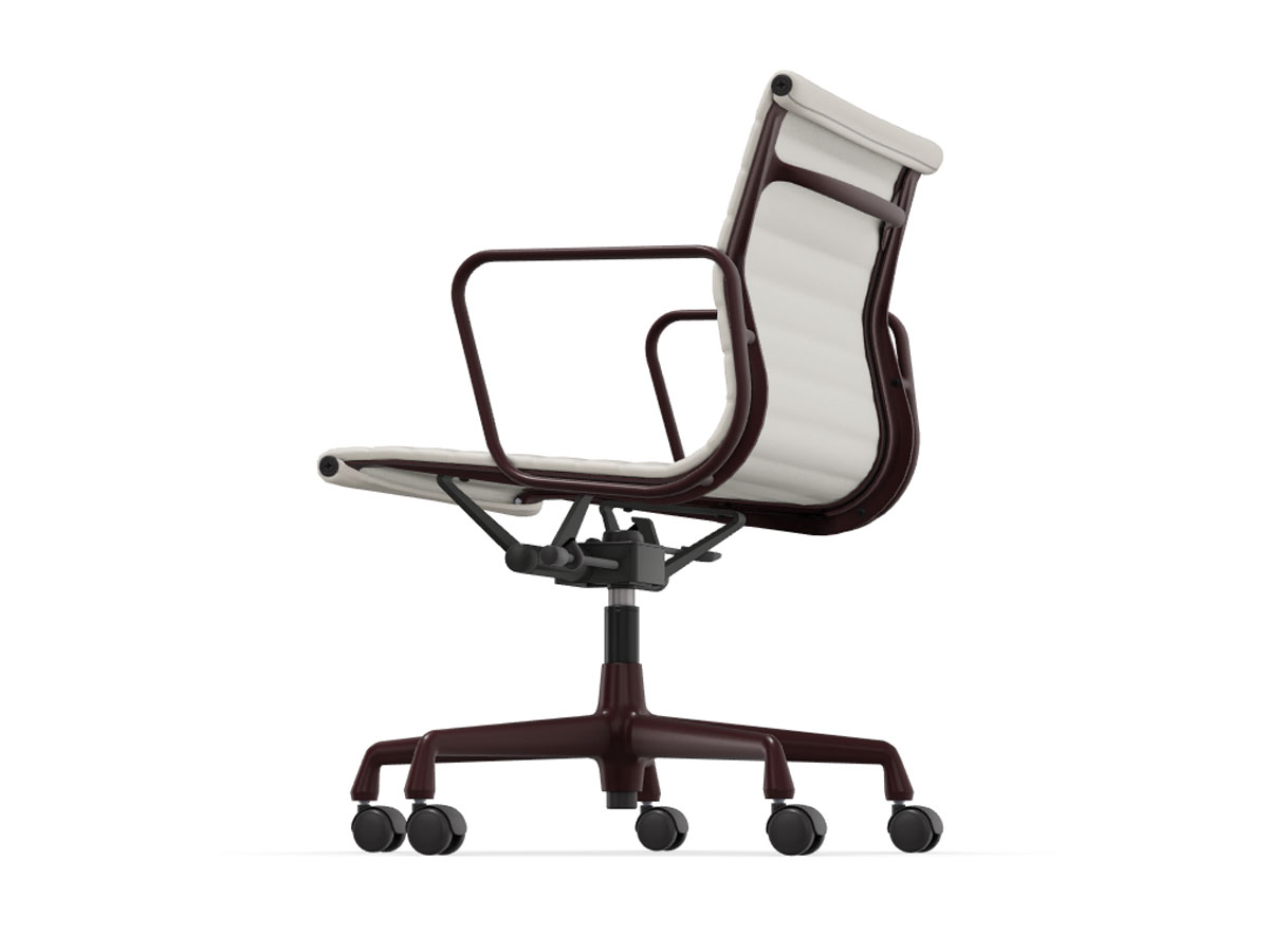Vitra Aluminium Chair Ea 117