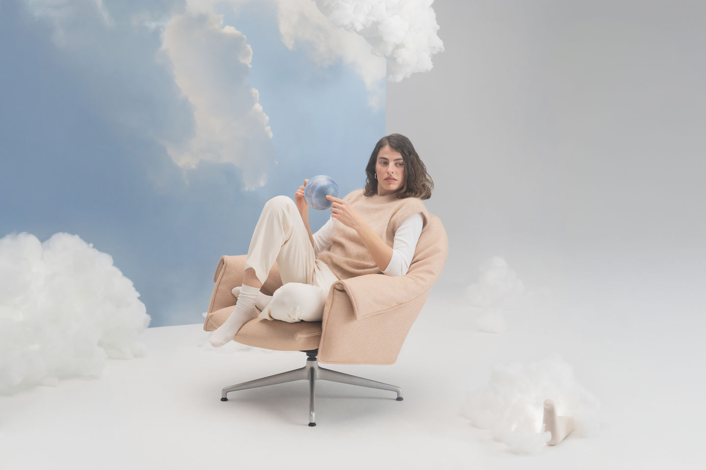 Vitra Bascule Lowback Armchair 4 Star Base