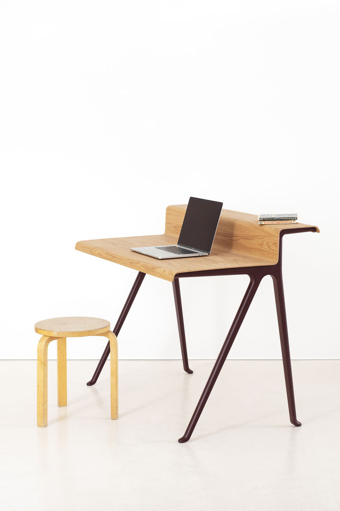 Vitra Courier Desk