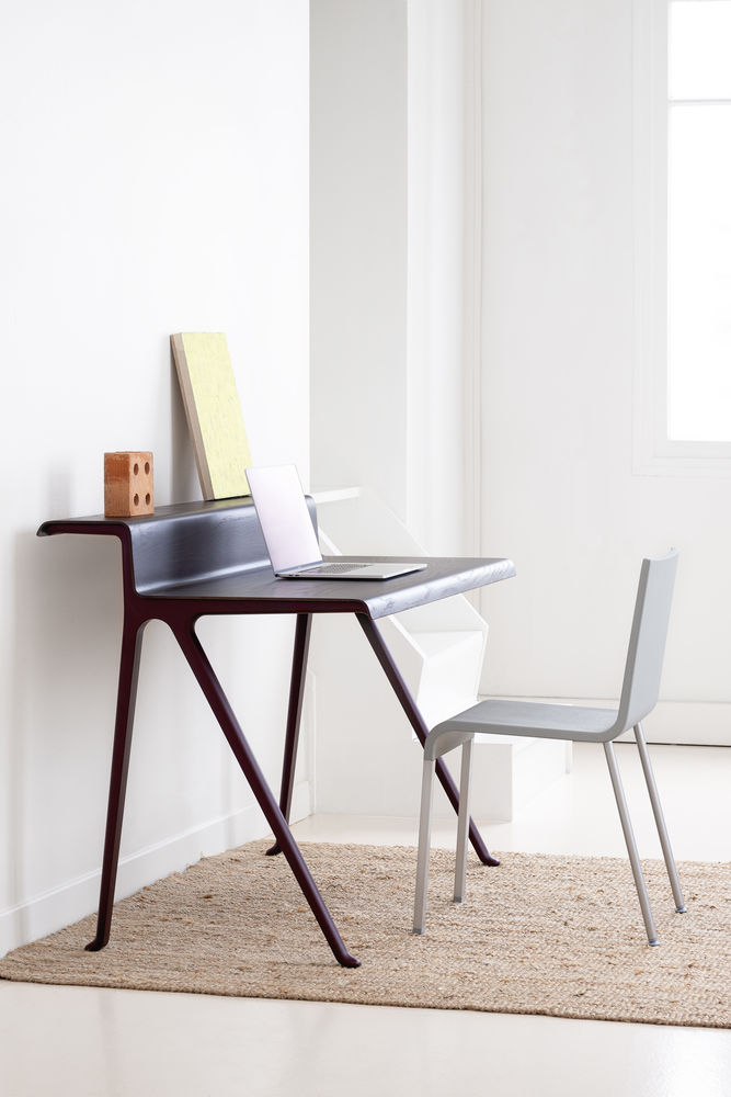 Vitra Courier Desk