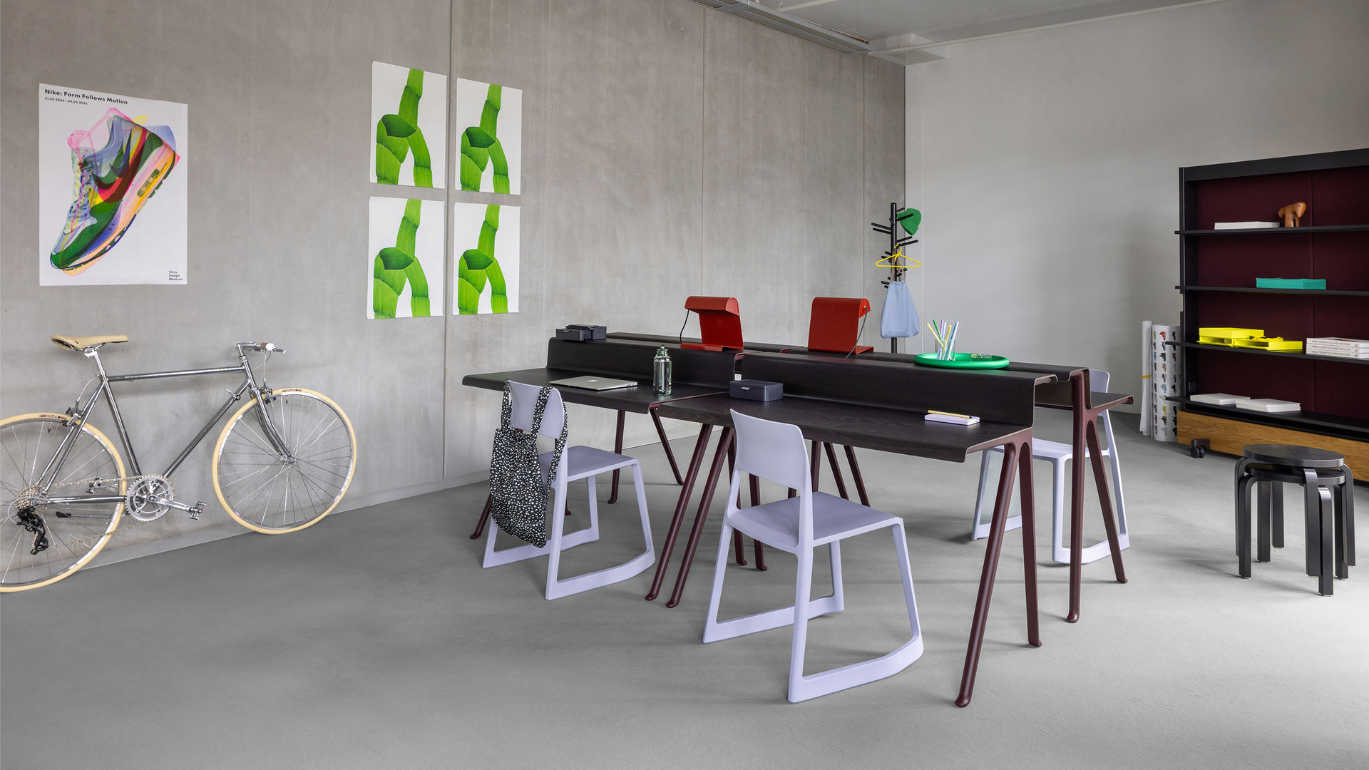 Vitra Courier Desk