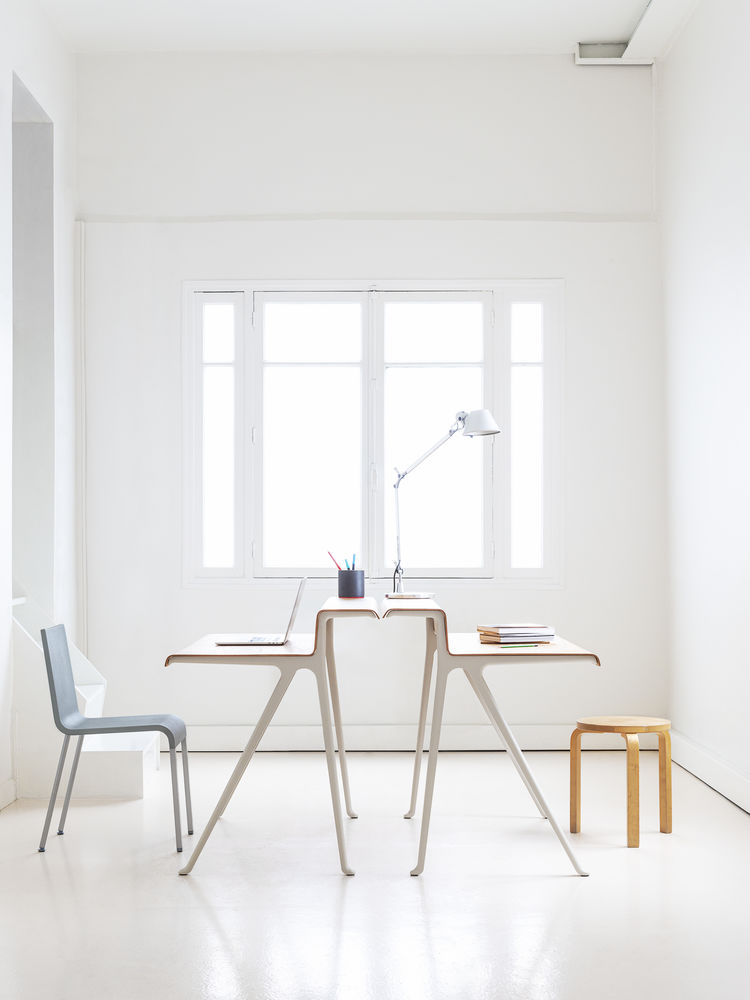 Vitra Courier Desk