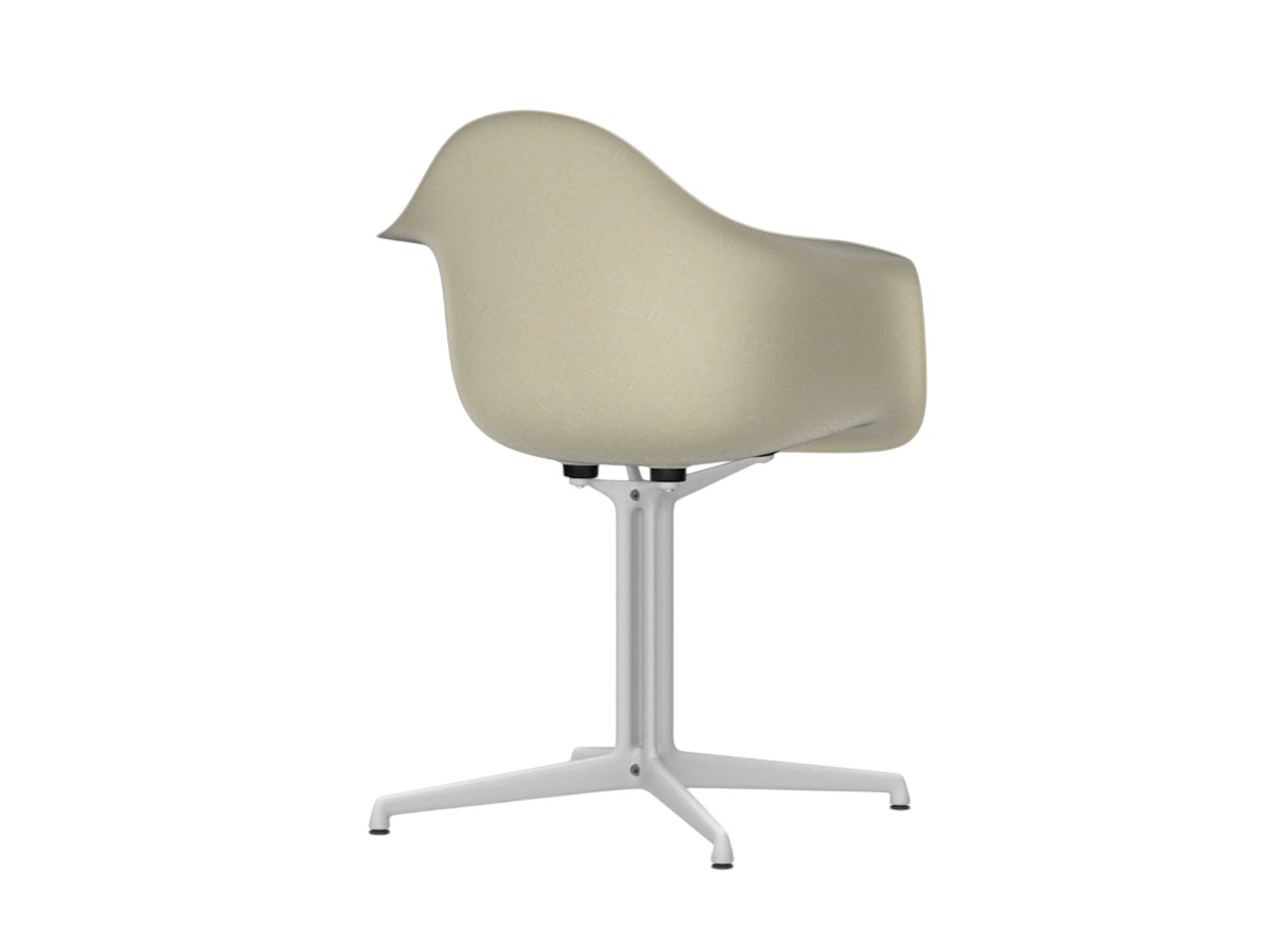 Vitra Eames Fiberglass Armchair Dal La Fondawhite