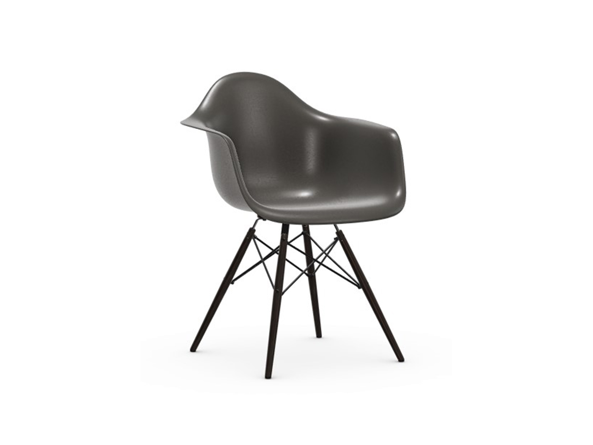 Vitra Eames Plastic Fiberglass Daw Armchair Basamento Maple Black