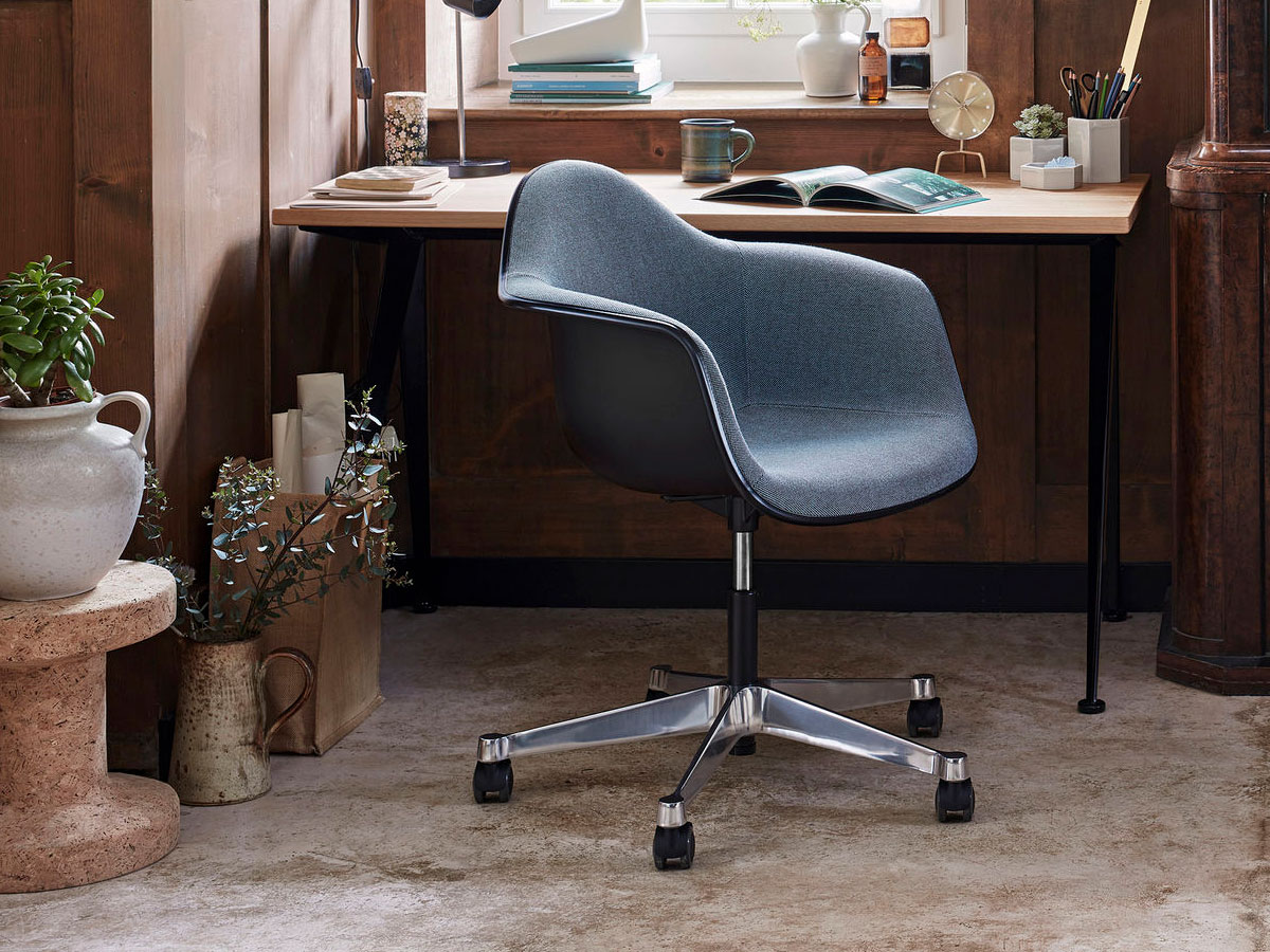 Vitra Eames Plastic Armchair Pacc Full Upholstery