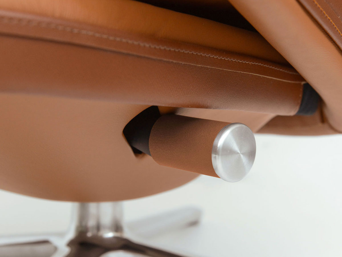 Vitra Grand Relax L40 Reclining Lounge Chair