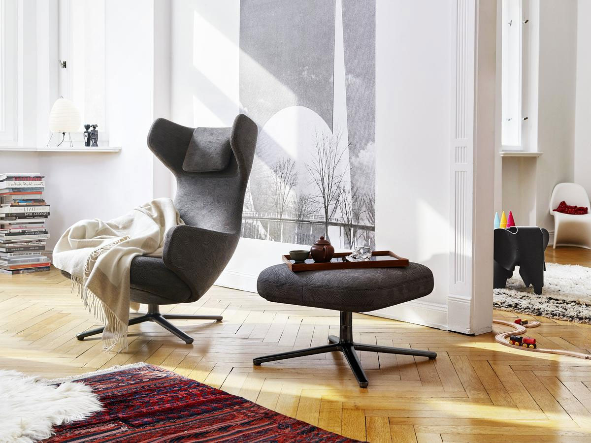Vitra Grand Repos Armchair