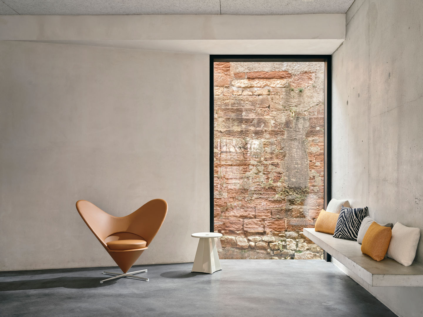 Vitra Heart Cone Chair