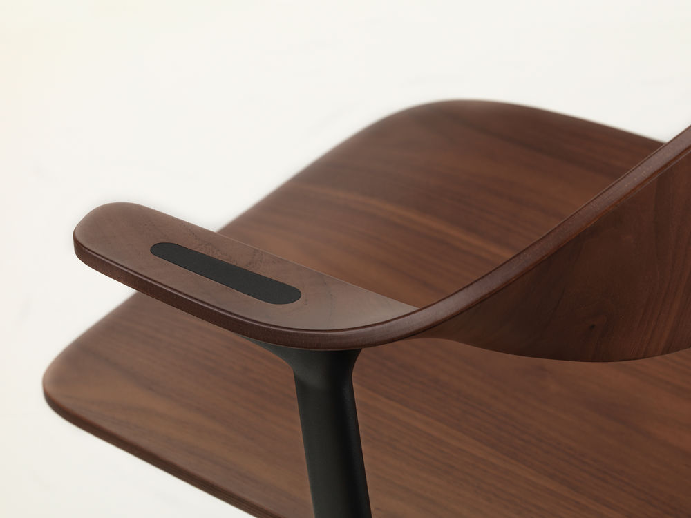 Vitra Mynt Chair Multilayer Dark Walnut 4 Spoke Base With Skids
