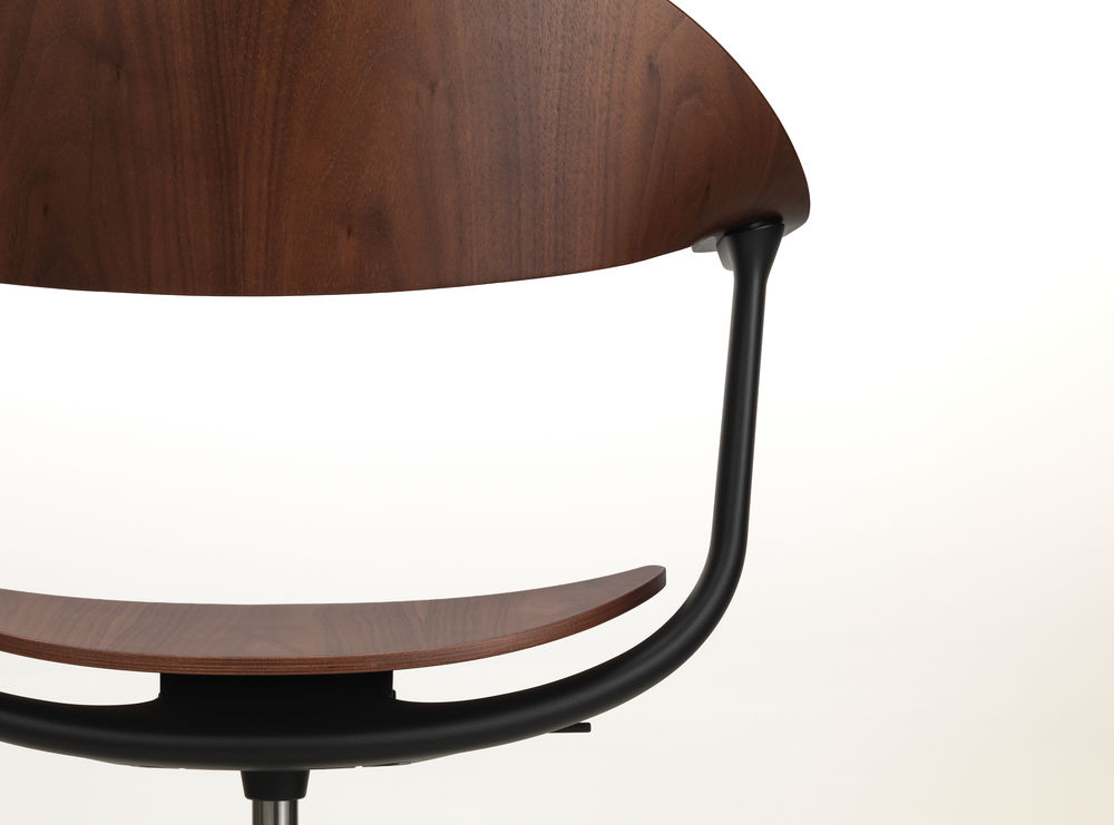 Vitra Mynt Chair Multilayer Dark Walnut 4 Spoke Base With Skids
