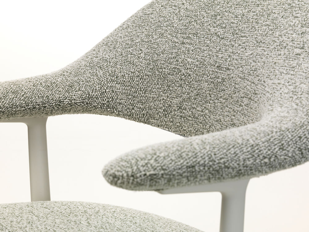 Vitra Mynt Soft Chair 4 Spoke Base With Glides