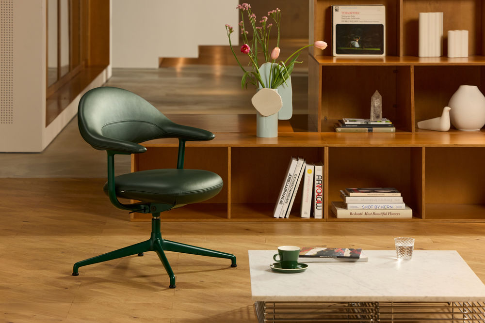 Vitra Mynt Soft Chair 4 Spoke Base With Glides