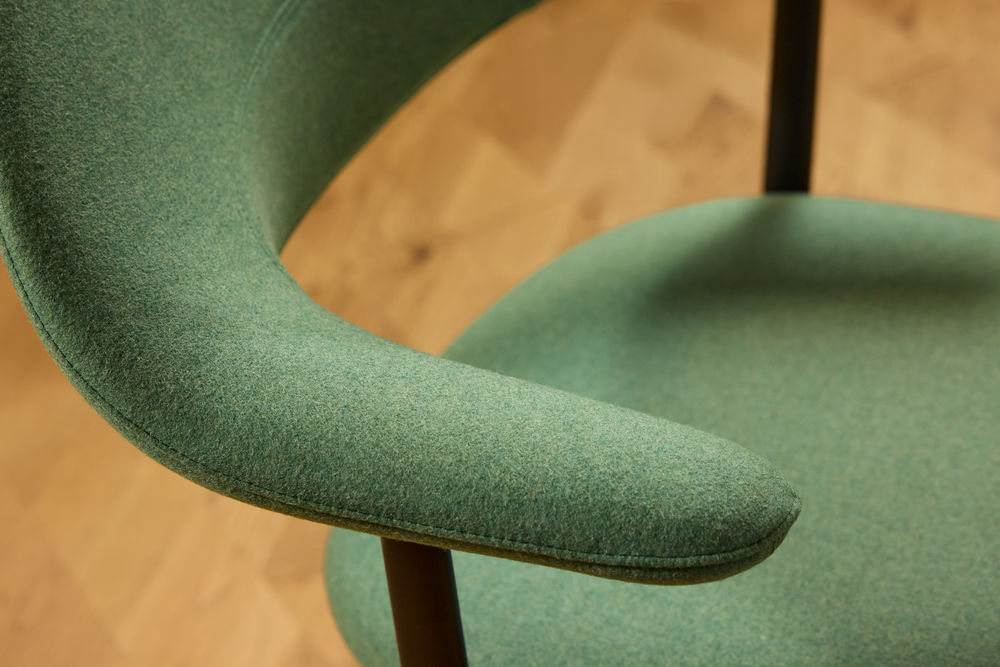Vitra Mynt Soft Chair 4 Spoke Base With Glides