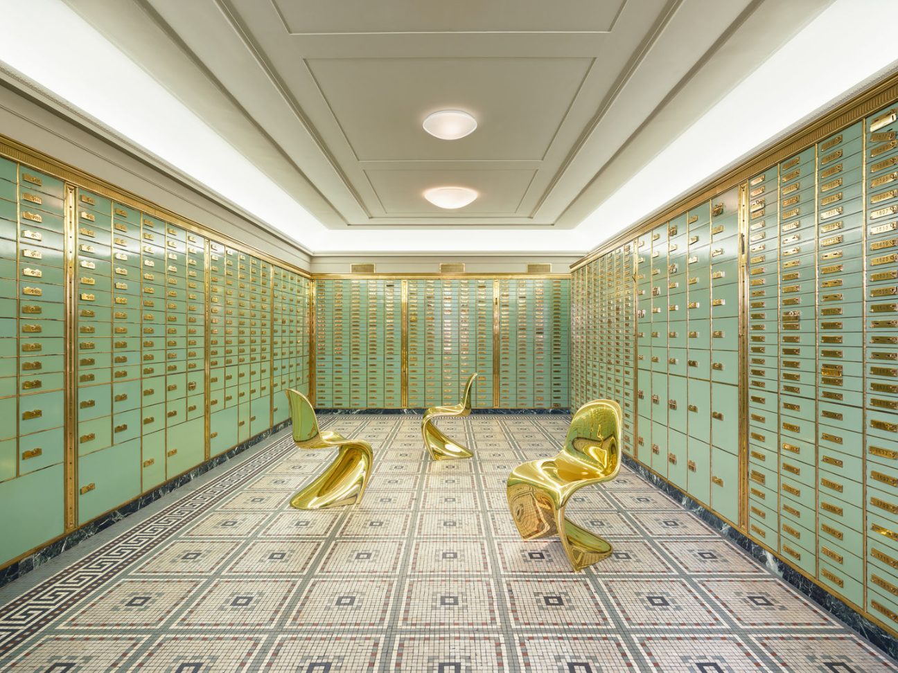 Vitra Panton Chair Classic Gold 2026