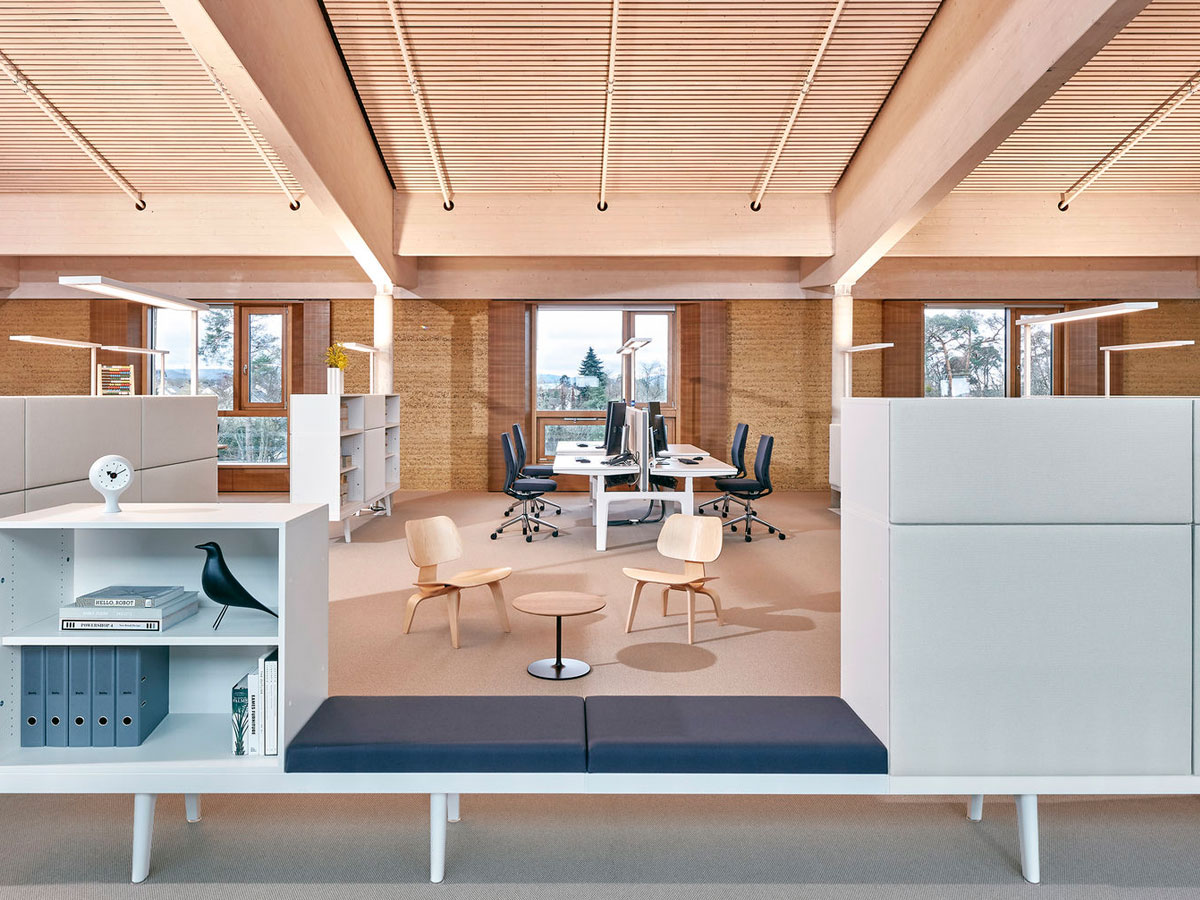Vitra Plywood Lcw Chair