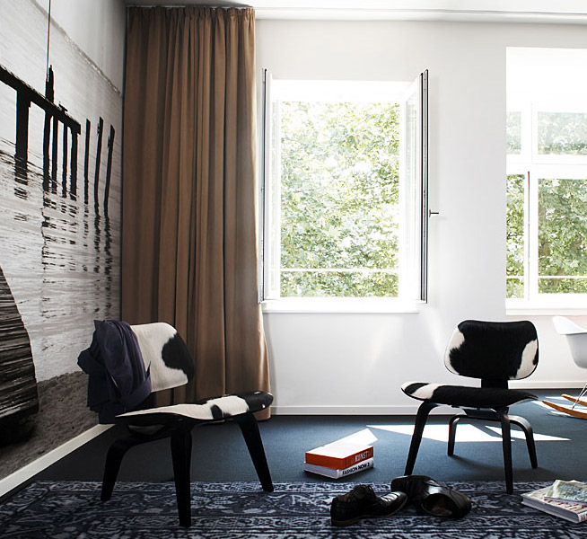 Vitra Plywood Lcw Upholstered Chair