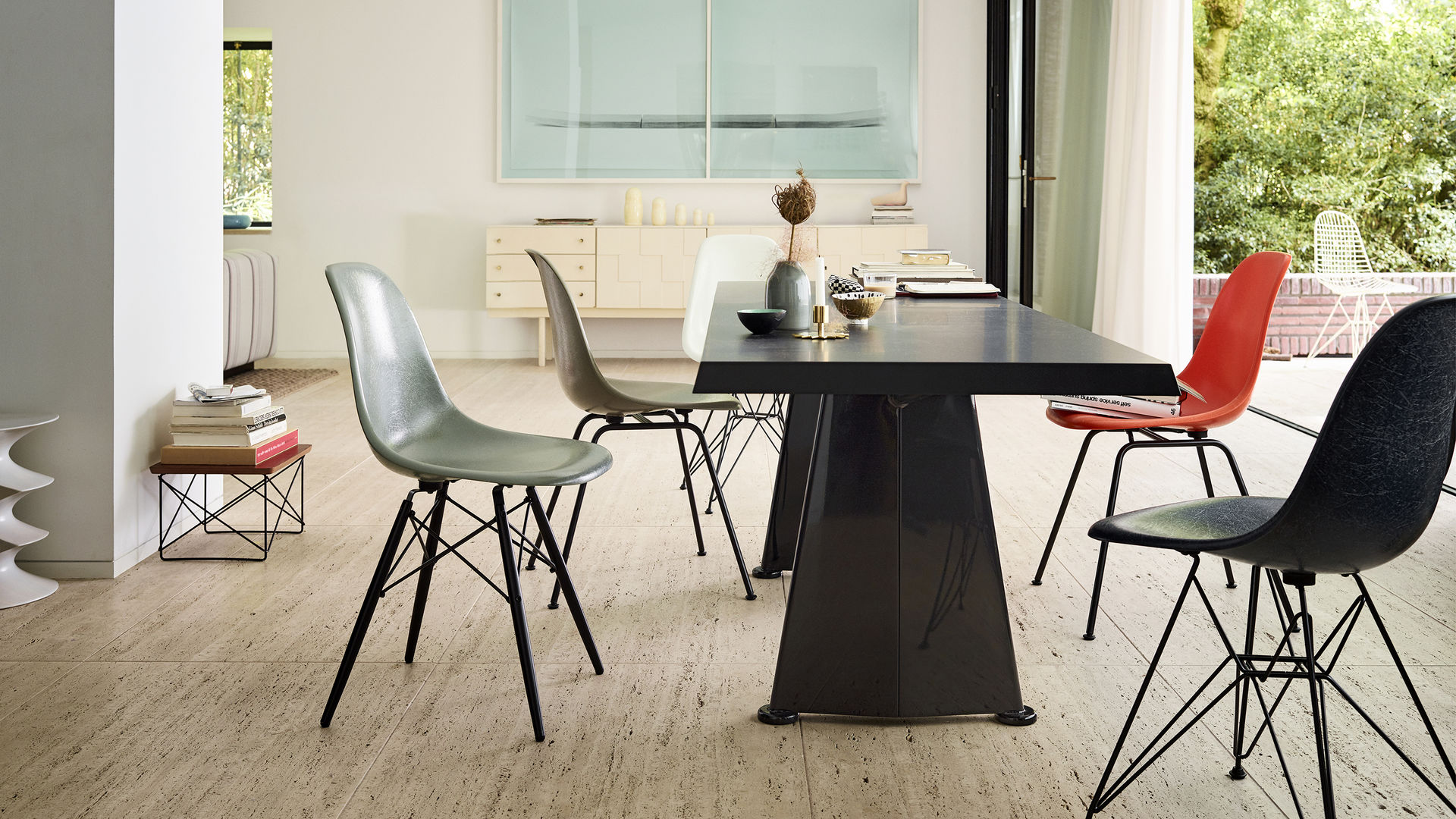 Vitra Trapeze Table