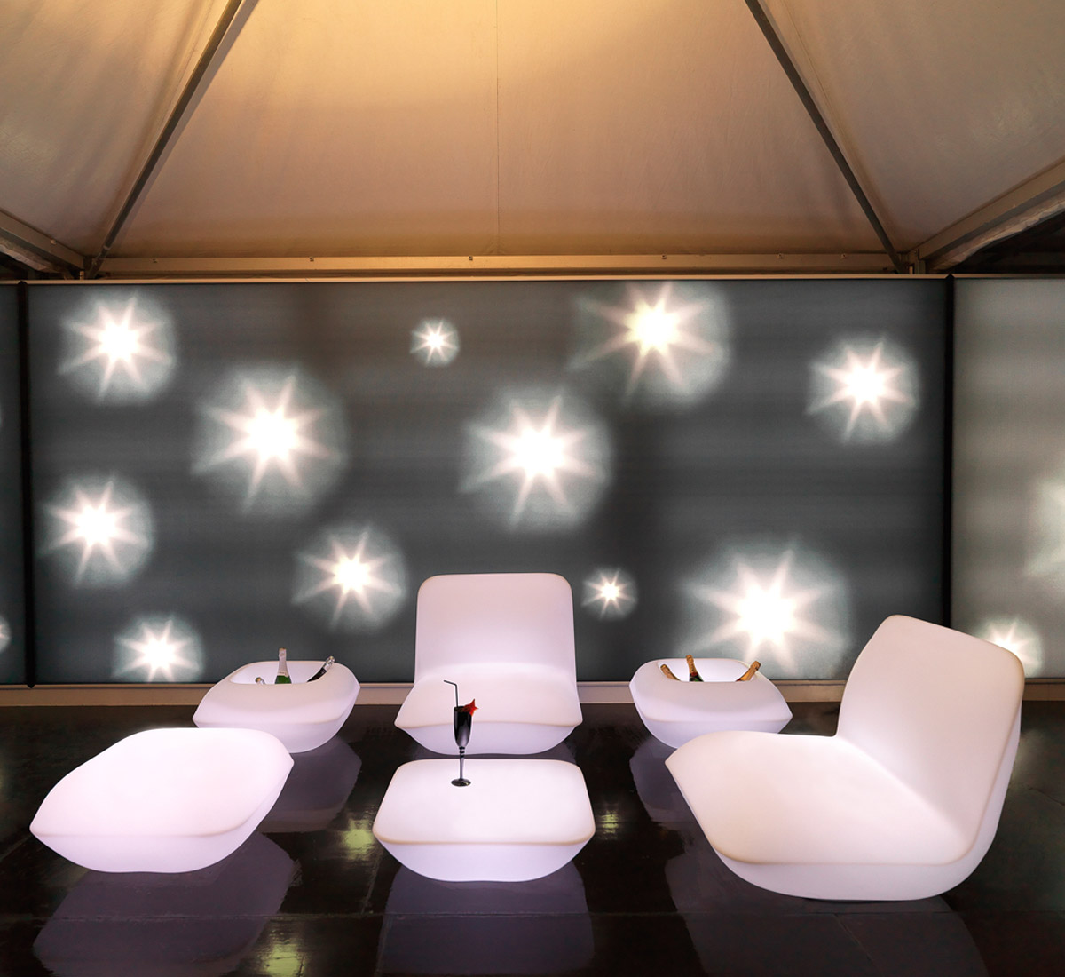 Vondom Pillow Armchair Luminosa