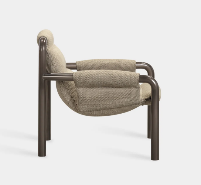 Wendelbo Atli Lounge Chair Dark Grey Lacquered Legs