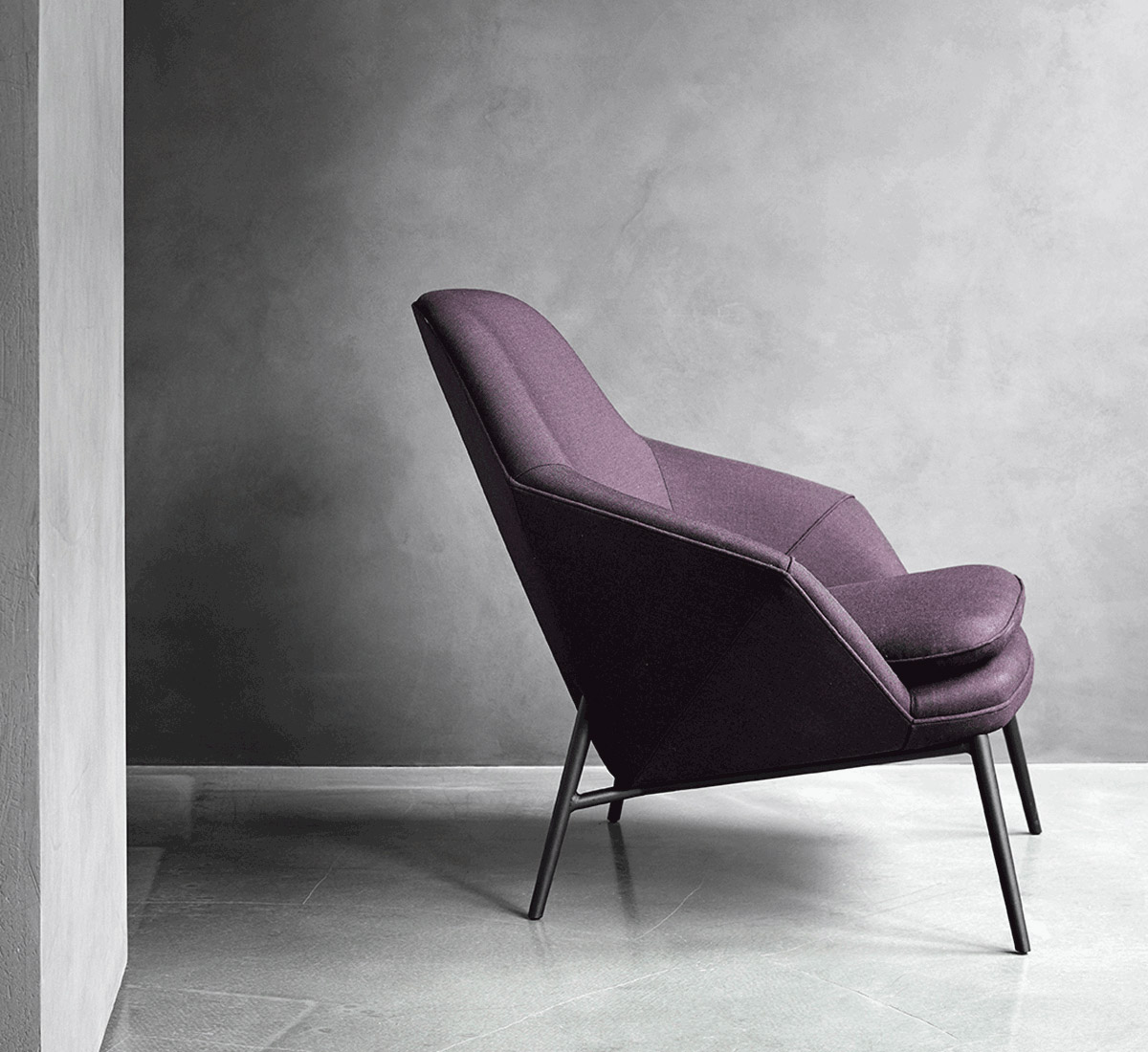 Wendelbo Hug Armchair