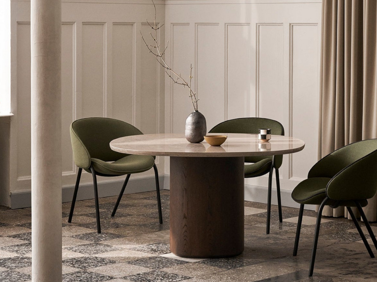 Wendelbo Ovata Dining Table